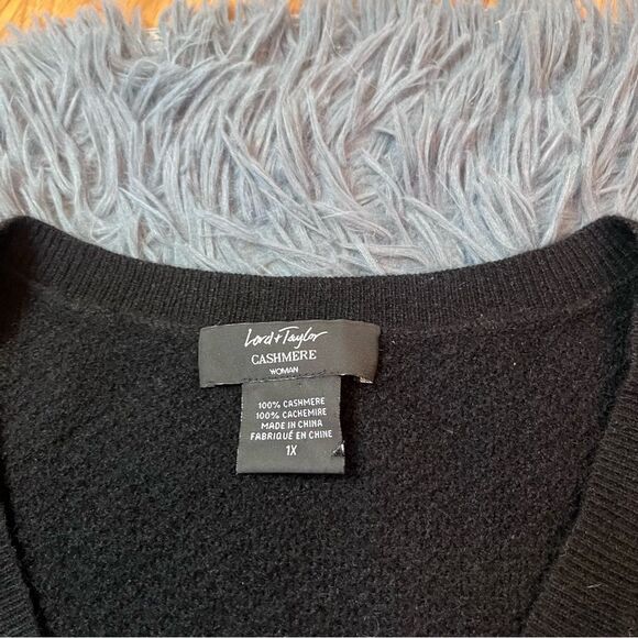 Lord & Taylor Black Textured Cashmere Sweater Size 1X - Picture 2 of 5